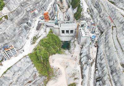 能源綠色轉(zhuǎn)型 中印尼合作新亮點-清潔能源-地大熱能 能源綠色轉(zhuǎn)型 中印尼合作新亮點-清潔能源-地大熱能