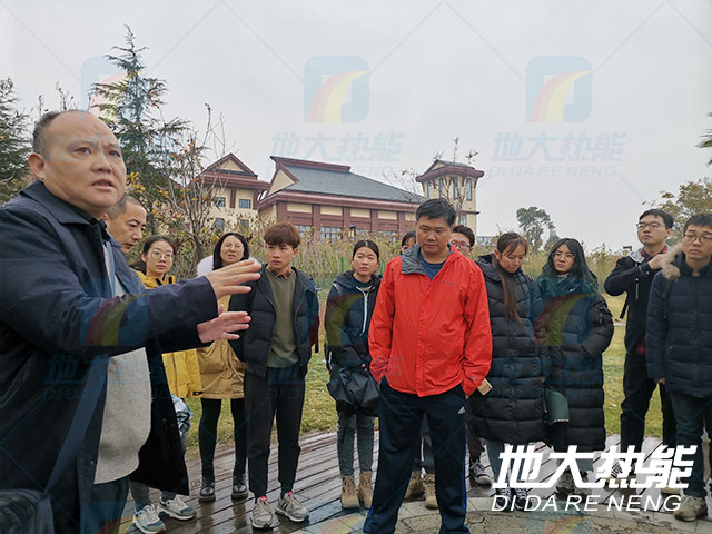 地大熱能致敬教師節(jié)|專(zhuān)業(yè)地?zé)峥辈?鉆井-清潔能源服務(wù)商 地大熱能致敬教師節(jié)|專(zhuān)業(yè)地?zé)峥辈?鉆井-清潔能源服務(wù)商